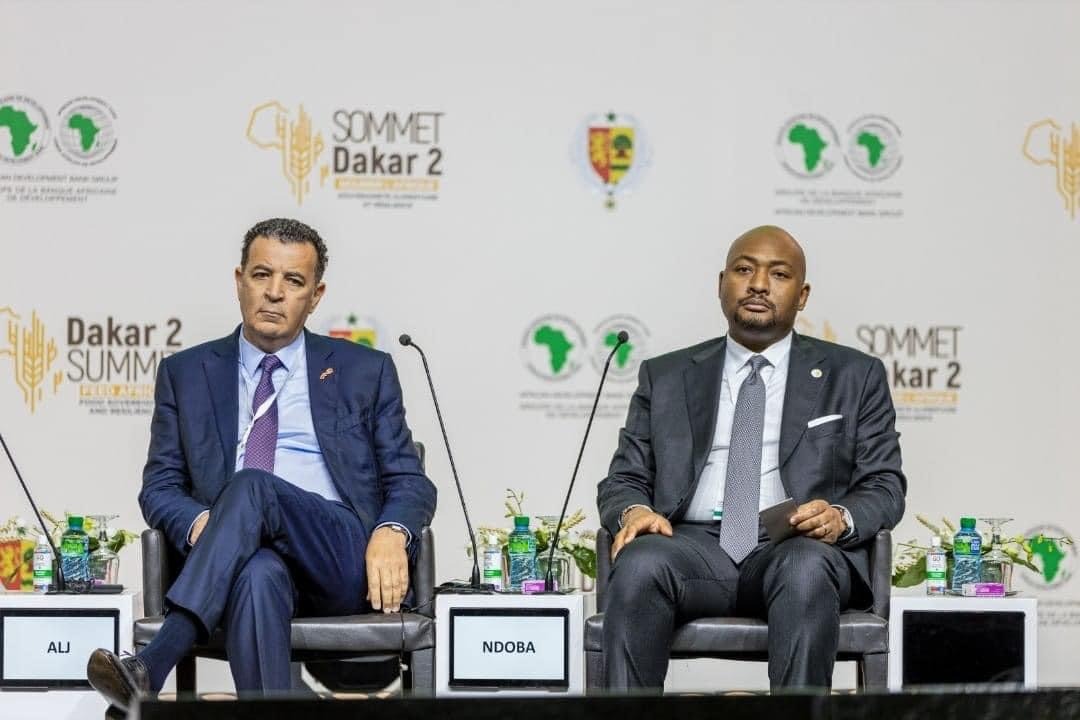 5814E3F6-92AE-4884-B194-EED07F46D9FB